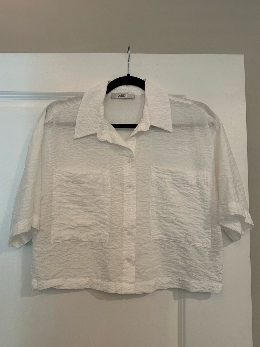 XSIDE White Cropped Short Sleeve Crinkled Button-Up Shirt Size S